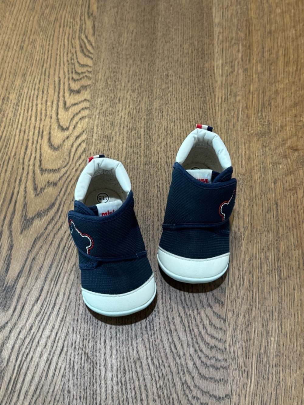 Miki House Baby Shoes Size 11.5cm Made in Japan Award Winner First Walker Shoes